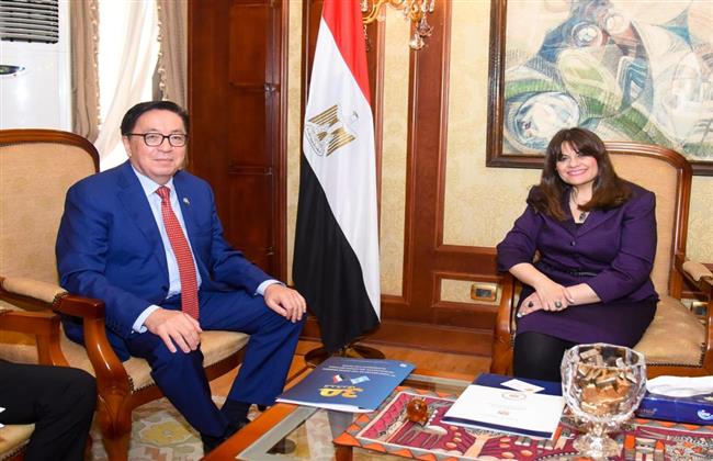 وزيرة الهجرة تترأس لجنة  التعاون المشتركة  مع  كازاخستان بالقاهرة للتباحث حول سبل التعاون المشترك