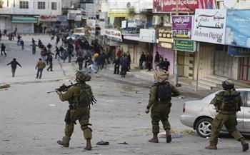   الاحتلال الإسرائيلي يغلق مدخل مخيم العروب شمال الخليل