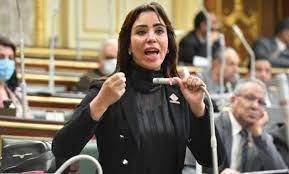 النائبة غادة علي: البلوجر يحببون الأطفال على التدخين ويقدمون سموم للشباب