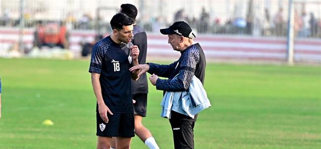 فيريرا يتجمع مع لاعبي الزمالك ويطالبهم بالتركيز أمام الترجي التونسي