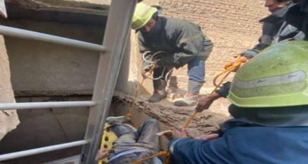 الأجهزة الأمنية تنجح في إنقاذ واستخراج محتجزين داخل مدفن عقب انهياره
