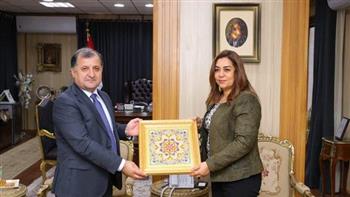   محافظ دمياط تبحث مع سفير طاجيكستان آليات تعزيز العلاقات الثنائية