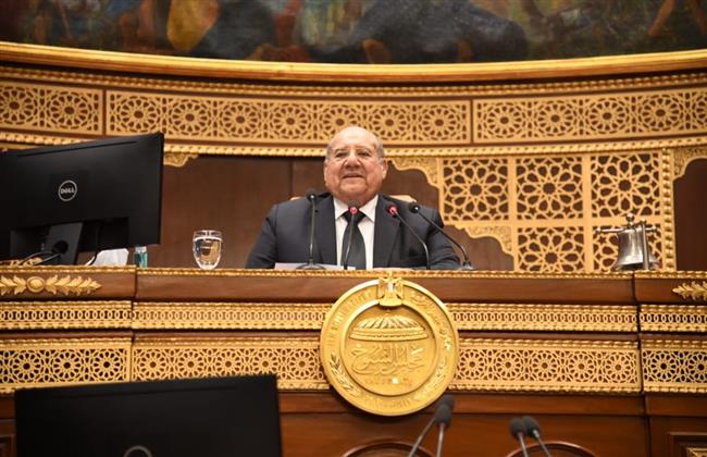 رئيس مجلس الشيوخ يهنئ الرئيس السيسي بذكرى ليلة النصف من شعبان