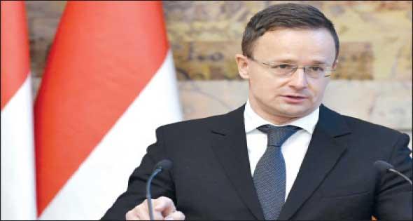 وزير الخارجية المجري:السبيل الوحيد لحل النزاع في أوكرانيا هو وقف إطلاق النار ومفاوضات السلام