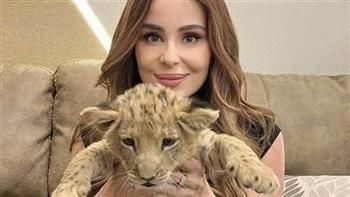 حقيقة امتلاك الفنانة كارول سماحة لـ أسد مفترس