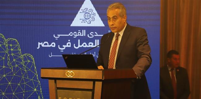"القوى العاملة": الدولة حريصة على انتخاب العمال لممثليهم بحرية وديمقراطية 
