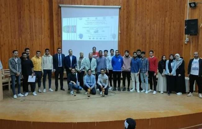 250 طالب وطالبة بجامعة القناة يشاركون بورشة عمل حول "البحث العلمي والابتكار "