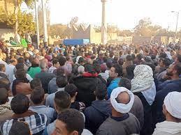 لم يتعظوا من الموت.. قطع طريق جنازة ورشق المشيعين بالحجارة في بني سويف