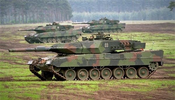 سويسرا تشكك في طلب ألمانيا حول دبابات ليوبارد