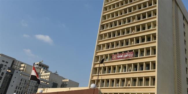 "القوى العاملة": مفاوضة جماعية  تعيد عجلات إنتاج شركة بالسويس نحو الدوران 