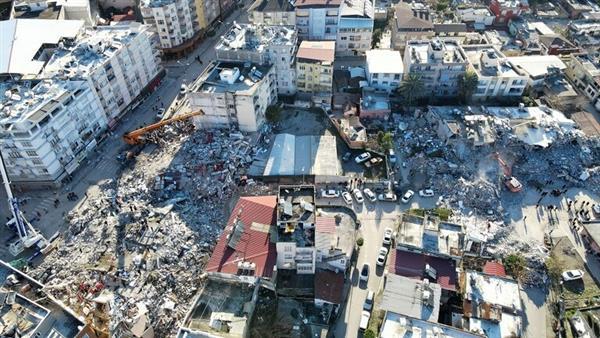 مراسل «القاهرة الإخبارية» من أنقرة: 4 ملايين شخص تركوا منازلهم بعد الزلزال