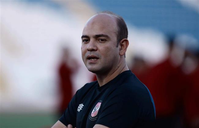 طبيب الأهلي يعلن جاهزية ثنائي الفريق