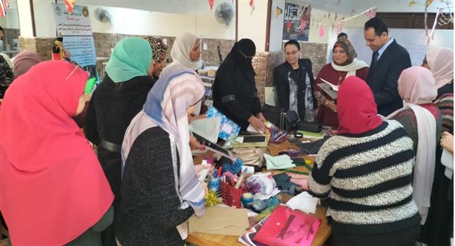 القوى العاملة :دورة تدريبية للسيدات المعيلات بالإسكندرية 
