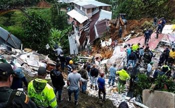   إندونيسيا: ارتفاع حصيلة ضحايا الانهيار الأرضي إلى 21 قتيلا