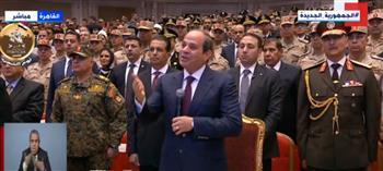 السيسي يحي شهداء الوطن ويؤكد: "ما تنعم به مصر من استقرار ثمنه تضحيات الشهداء"