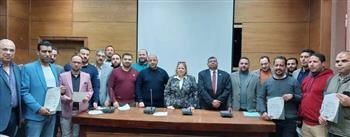 تكريم الحاصلين على دورة التحول الرقمي بجامعة بنها 