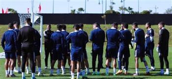 الأهلي يخوض مرانه الأول في جنوب أفريقيا استعدادًا لمواجهة صن داونز في دوري الأبطال