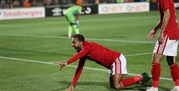 الأهلي يتقدم في الشوط الأول على الهلال السوداني بهدف لكهربا