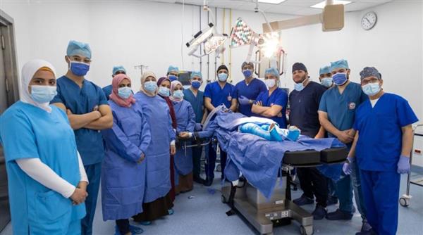 نجاح أول عملية جراحية لتطويل أوتار الطرفين السفليين لطفل مصاب بشلل دماغي