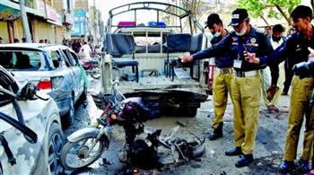   مقتل أربعة ضباط ومسلح في تبادل لإطلاق النار جنوب غرب باكستان