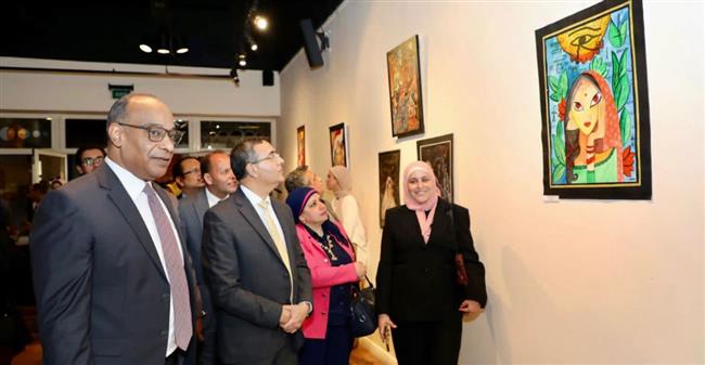 "التعليم" والسفارة الهندية تنظمان معرض "لمحات من الهند للمعلمين" بدار الأوبرا المصرية
