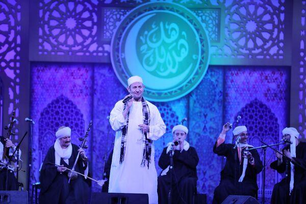 المديح النبوي يضيء ساحة الهناجر في الليلة الـ13لبرنامج «هل هلالك»