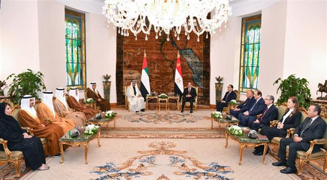الرئيس السيسي يؤكد اعتزاز مصر بالعلاقات مع الإمارات وما يربطهما من أواصر تاريخية وثيقة
