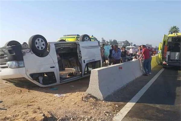 مصرع 4 أشخاص في انقلاب ميكروباص بالشرقية