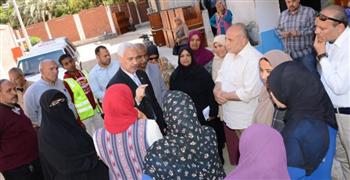   د.عبد المولى يتفقد خدمات المدن الجامعية «الطالبات» ويستمع إلى مقترحاتهن 