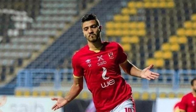 محمد شريف يسجل هدف الأهلي الثاني في شباك فاركو بالدوري