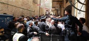   الرئاسية لشؤون الكنائس الفلسطينية تدين اعتداء الاحتلال على المشاركين باحتفالات «سبت النور»