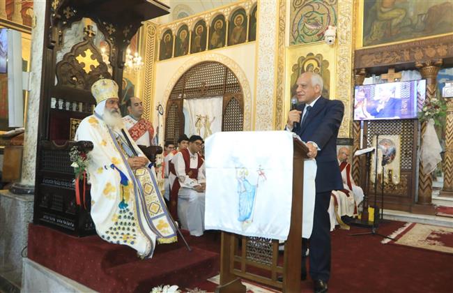 محافظ الجيزة يهنئ الأقباط بالكنيسة الأرثوذكسية بعيد القيامة المجيد