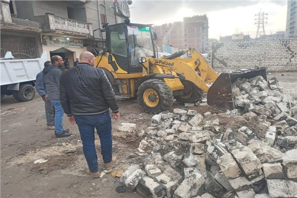 حملات لإزالة البناء المخالف بأحياء الإسكندرية
