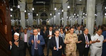   محافظ الغربية يشهد احتفال مديرية الأوقاف بليلة القدر من رحاب المسجد الأحمدي بطنطا