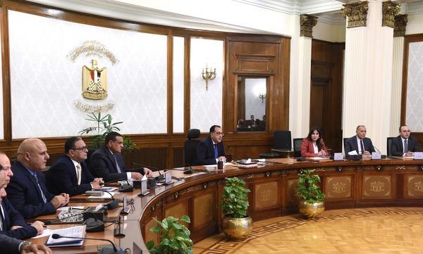 رئيس الوزراء يوجه بتفعيل غرف الطوارئ والأزمات خلال إجازة عيد الفطر المبارك 
