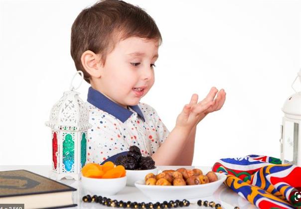 في رمضان.. تحذيرات ونصائح حول صيام الأطفال