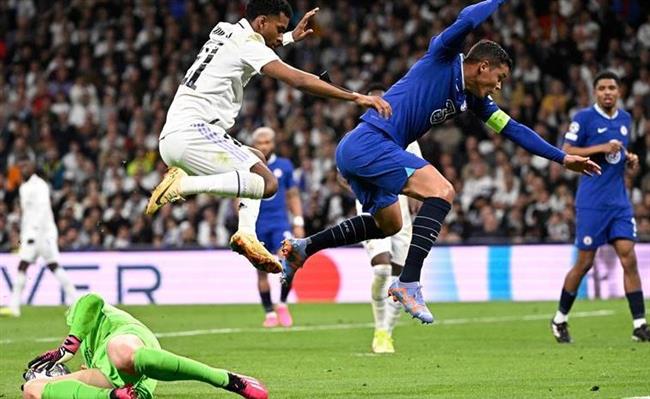 صورة: رسالة تحفيز إلى نجوم تشيلسي لقهر ريال مدريد