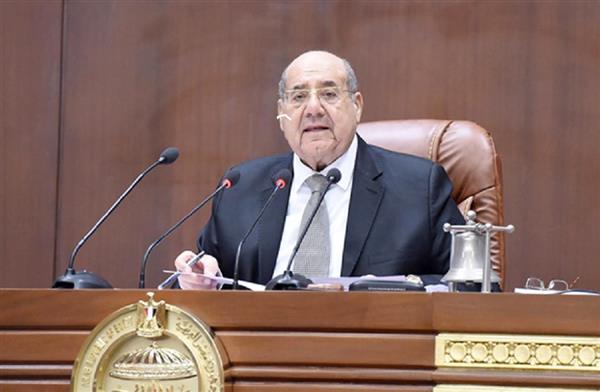 رئيس مجلس الشيوخ يهنئ الرئيس السيسي بعيد الفطر المبارك