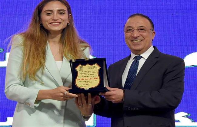 محافظة الإسكندرية تكرم أمهات الشهداء وبعض النماذج النسائية المشرفة