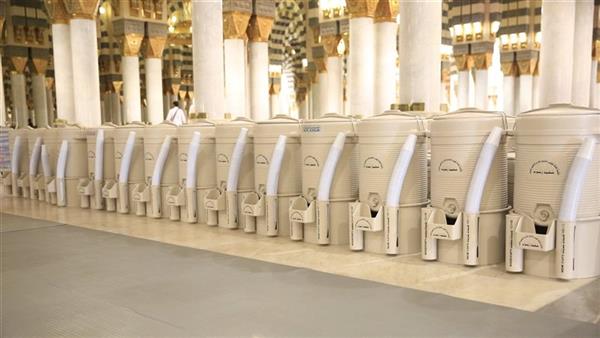 تزويد المسجد النبوي بـ 400 طن يوميًا من ماء زمزم