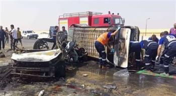انقلاب سيارة محملة بأكثر من 90 طن كالسيوم كلوريد بالصحراوي الغربي في المنيا