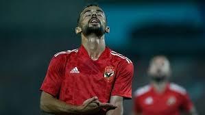   الأهلي يقرر توقيع عقوبة مالية كبيرة على اللاعب أحمد عبد القادر
