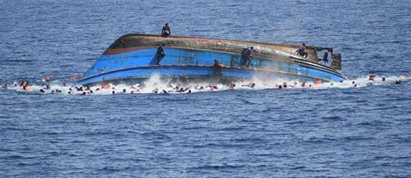 اليونان تعثر على قتيل و47 مهاجرا بعد غرق قارب مهاجرين قبالة شواطئها