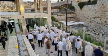 مستوطنون إسرائيليون يقتحمون قرية على أطراف "رام الله" في أول أيام عيد الفطر المبارك