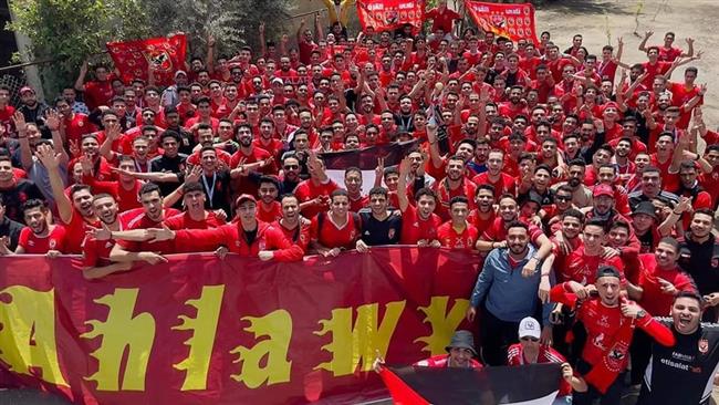 صور.. جماهير الأهلي تتوافد على استاد القاهرة استعدادا لمباراة الرجاء المغربي