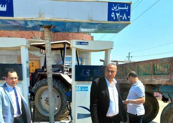 حملة تموينية بالبحيرة تضبط صاحب محطة بنزين تصرف فى 16 الف لتر سولار