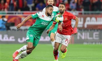عبد المنعم يُهدي الأهلي التقدم على الرجاء في الشوط الأول