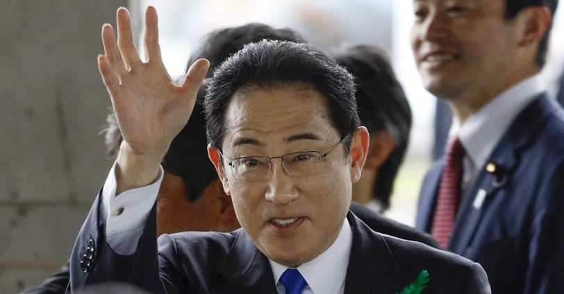 رئيس الوزراء الياباني يخطط لزيارة أستراليا للمشاركة في قمة رباعية في مايو