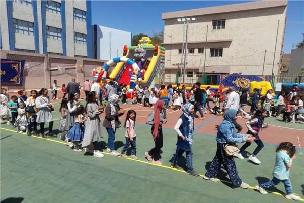 مراكز الشباب بأسيوط وبنى سويف تشهد إقبال المواطنين للاحتفال بعيد الفطر المبارك