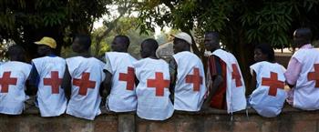    الصليب الأحمر.. وقف إطلاق النار قد يكون المنقذ المحتمل للمدنيين المحاصرين فى السودان